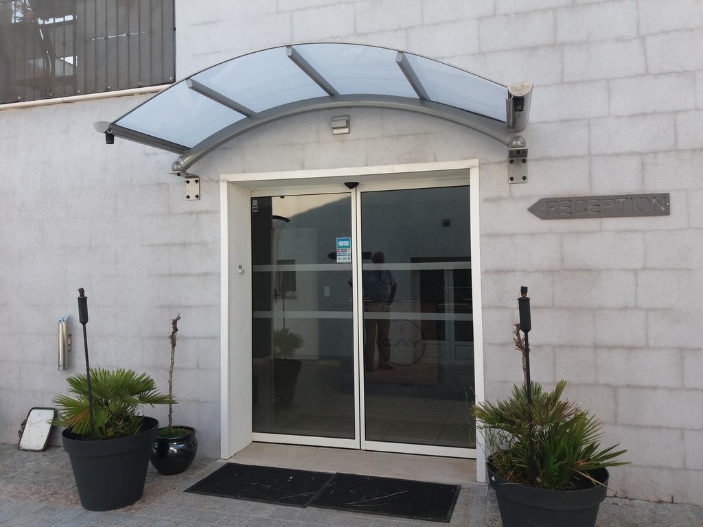 Le Cay Hotel Roquebrune-sur-Argens Exterior photo